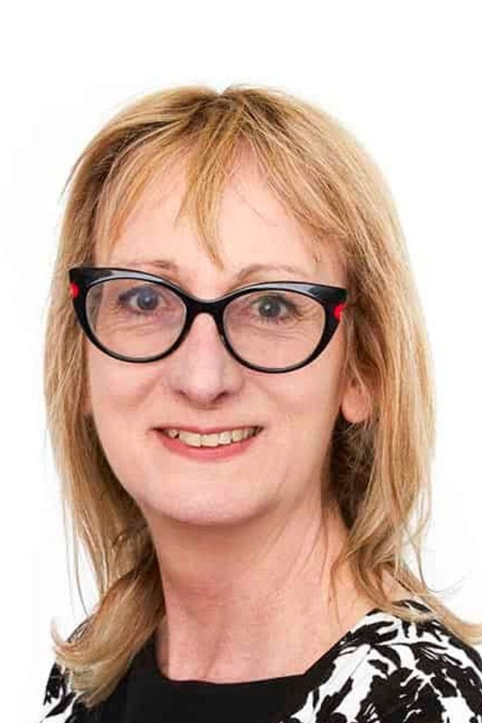 bridget barford headshot